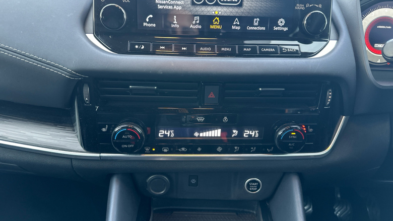 Nissan Qashqai 1.3 DiG-T MH Tekna 5dr Petrol Hatchback